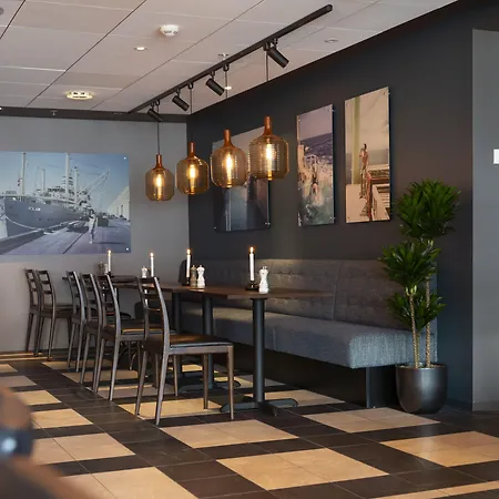 Stord Hotel מלון